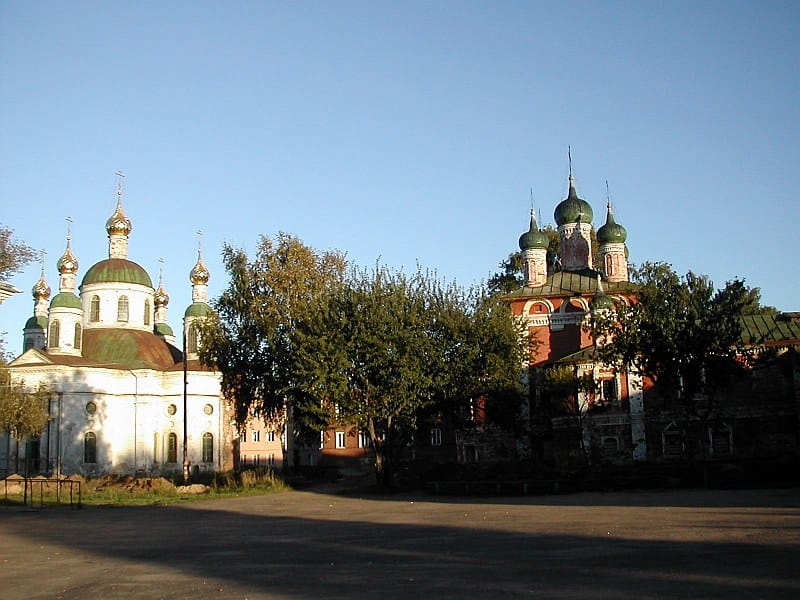 Cerkwie w Ugliczu fot. wikimedia.org
